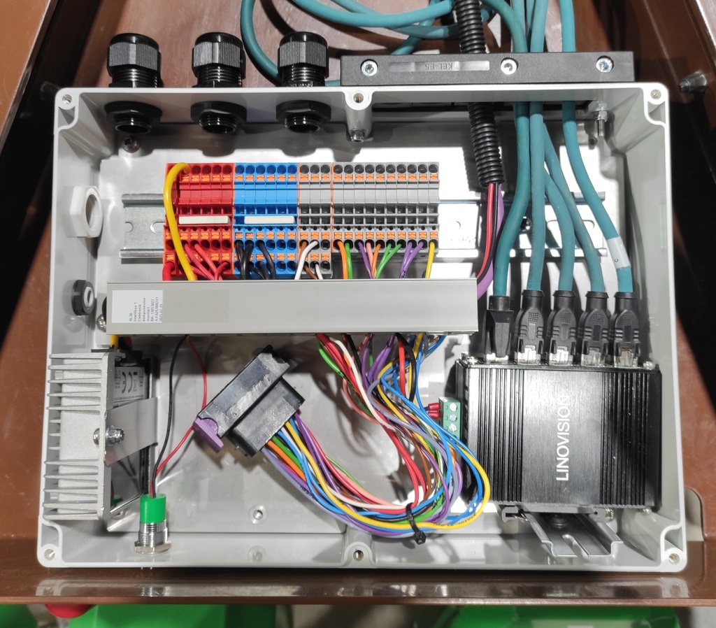 [16-28] Intellibox 1 montiert